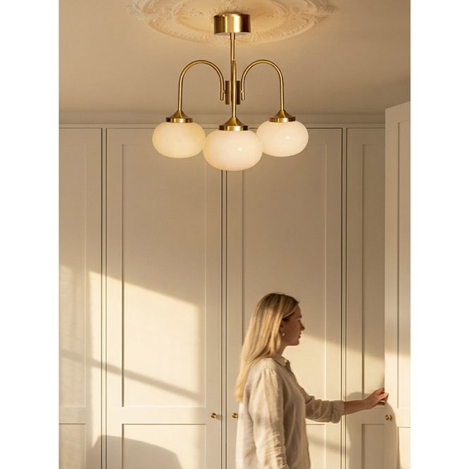 Klasyczna lampa sufitowa żyrandol Elsy mosiądz modern retro